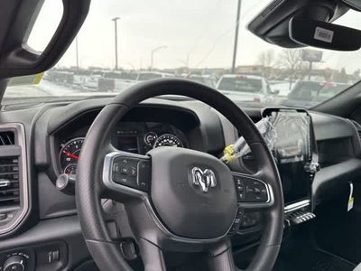 2026 RAM 3500 RAM 3500 TRADESMAN CREW CAB 4X4 8' BOX