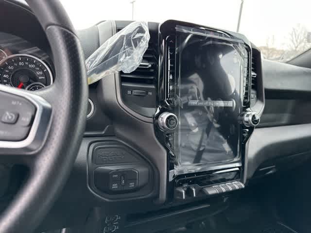 2026 RAM 3500 RAM 3500 TRADESMAN CREW CAB 4X4 8' BOX