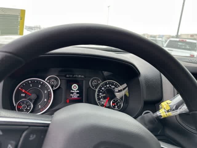 2026 RAM 3500 RAM 3500 TRADESMAN CREW CAB 4X4 8' BOX