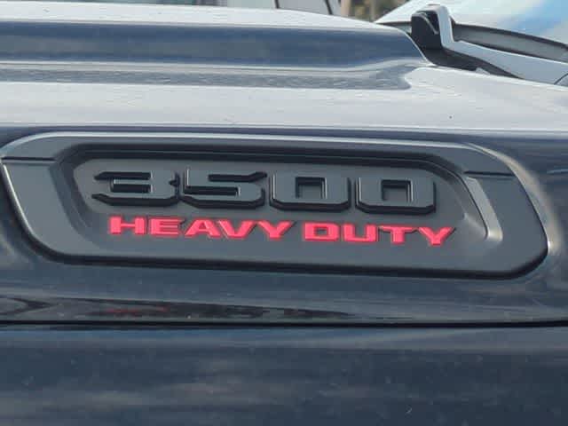 2026 RAM 3500 RAM 3500 TRADESMAN CREW CAB 4X4 8' BOX