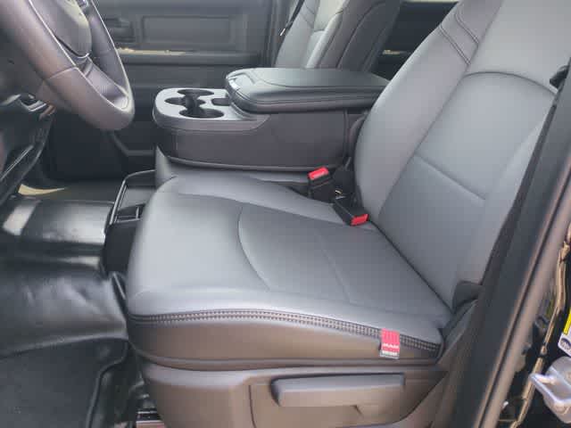 2026 RAM 3500 RAM 3500 TRADESMAN CREW CAB 4X4 8' BOX