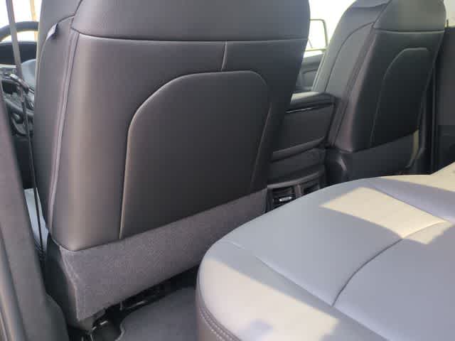 2026 RAM 3500 RAM 3500 TRADESMAN CREW CAB 4X4 8' BOX