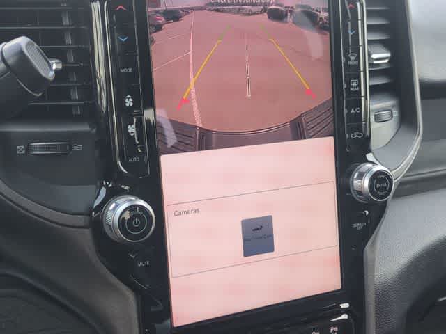 2026 RAM 3500 RAM 3500 TRADESMAN CREW CAB 4X4 8' BOX