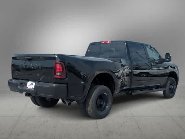 2026 RAM 3500 RAM 3500 TRADESMAN CREW CAB 4X4 8' BOX
