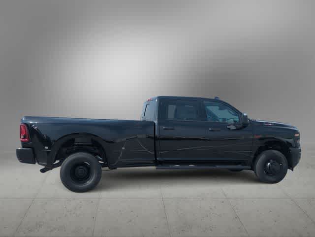 2026 RAM 3500 RAM 3500 TRADESMAN CREW CAB 4X4 8' BOX