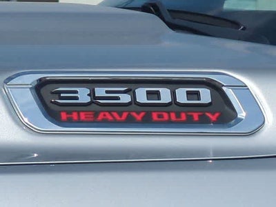 2026 RAM 3500 RAM 3500 TRADESMAN CREW CAB 4X4 8' BOX