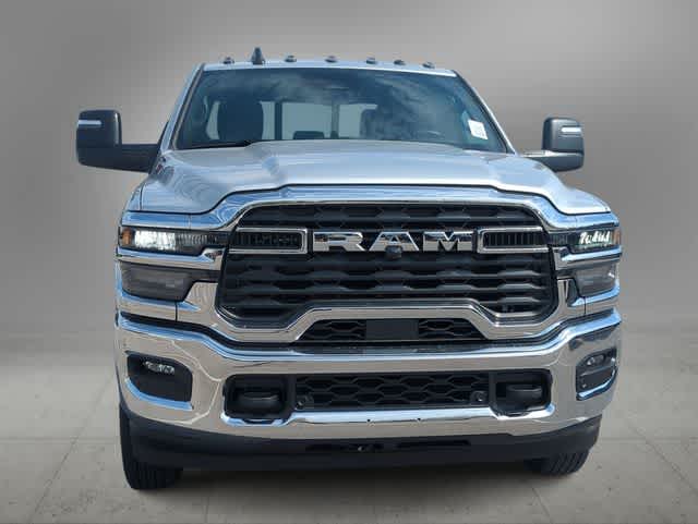 2026 RAM 3500 RAM 3500 TRADESMAN CREW CAB 4X4 8' BOX