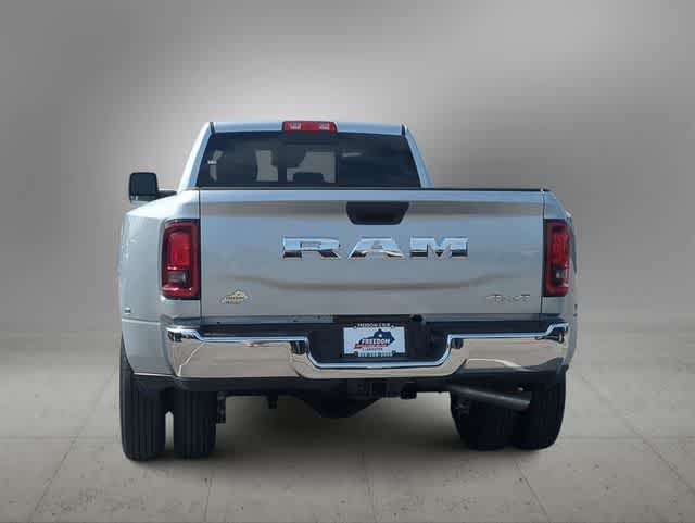 2026 RAM 3500 RAM 3500 TRADESMAN CREW CAB 4X4 8' BOX