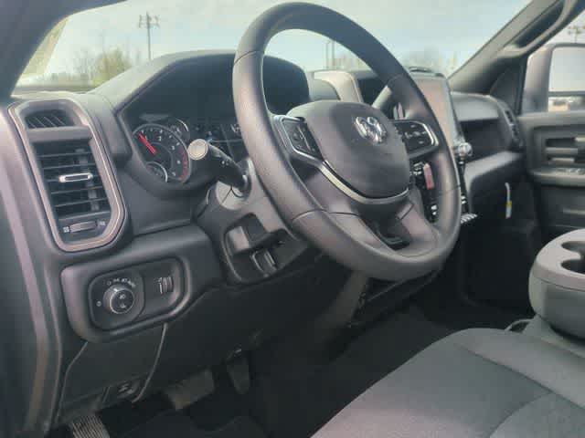 2026 RAM 3500 RAM 3500 TRADESMAN CREW CAB 4X4 8' BOX