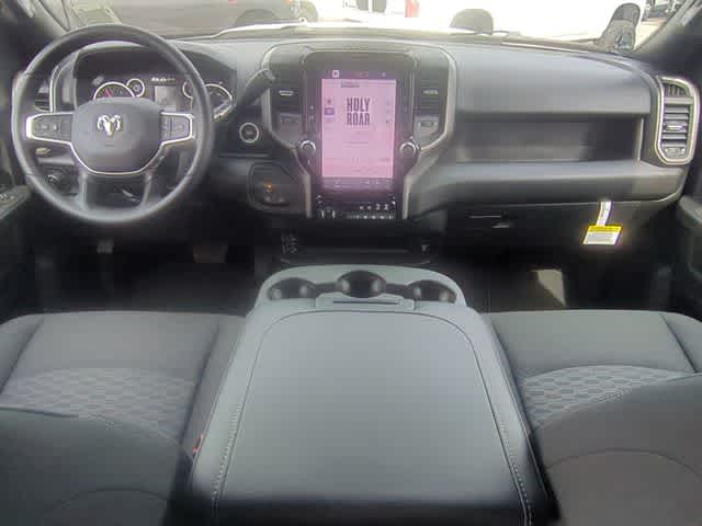 2026 RAM 3500 RAM 3500 TRADESMAN CREW CAB 4X4 8' BOX