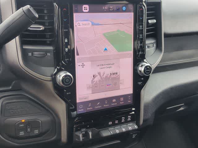 2026 RAM 3500 RAM 3500 TRADESMAN CREW CAB 4X4 8' BOX