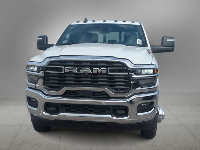 2026 RAM 3500 RAM 3500 TRADESMAN CREW CAB 4X4 8' BOX