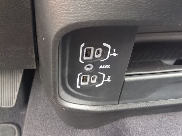 2026 RAM 3500 RAM 3500 TRADESMAN CREW CAB 4X4 8' BOX