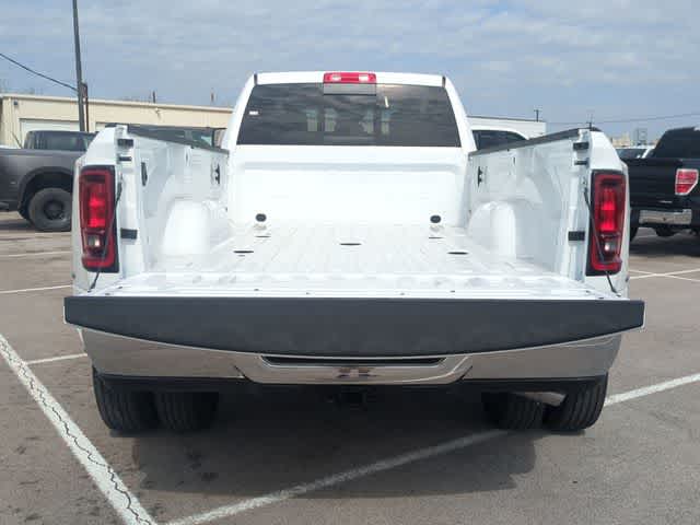 2026 RAM 3500 RAM 3500 TRADESMAN CREW CAB 4X4 8' BOX