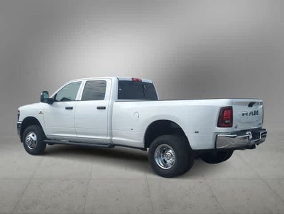 2026 RAM 3500 RAM 3500 TRADESMAN CREW CAB 4X4 8' BOX