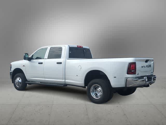 2026 RAM 3500 RAM 3500 TRADESMAN CREW CAB 4X4 8' BOX