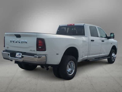 2026 RAM 3500 RAM 3500 TRADESMAN CREW CAB 4X4 8' BOX