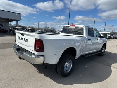 2026 RAM 3500 RAM 3500 TRADESMAN CREW CAB 4X4 8' BOX