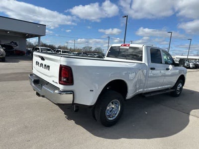 2026 RAM 3500 RAM 3500 TRADESMAN CREW CAB 4X4 8' BOX