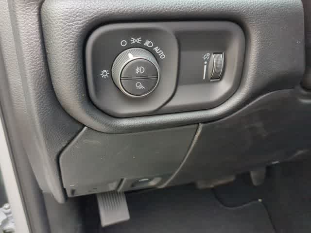 2026 RAM 3500 RAM 3500 TRADESMAN CREW CAB 4X4 8' BOX
