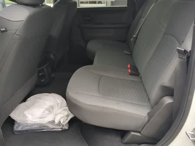 2026 RAM 3500 RAM 3500 TRADESMAN CREW CAB 4X4 8' BOX