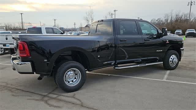 2026 RAM 3500 RAM 3500 BIG HORN CREW CAB 4X4 8' BOX