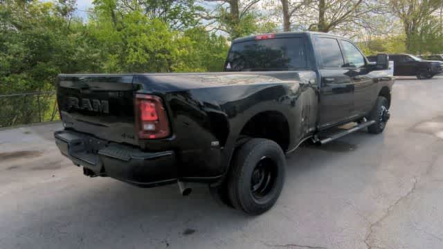 2026 RAM 3500 RAM 3500 BIG HORN CREW CAB 4X4 8' BOX