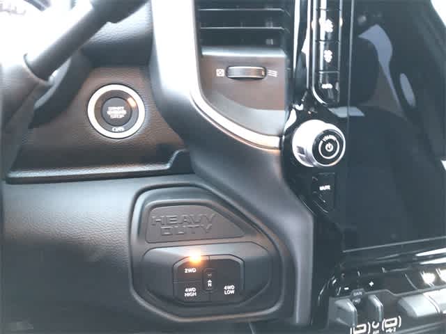 2026 RAM 3500 RAM 3500 BIG HORN CREW CAB 4X4 8' BOX