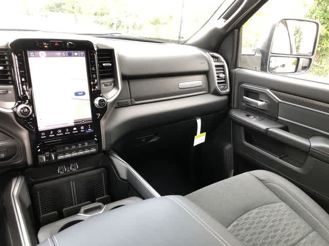 2026 RAM 3500 RAM 3500 BIG HORN CREW CAB 4X4 8' BOX