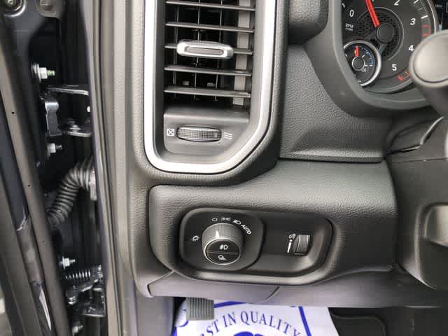 2026 RAM 3500 RAM 3500 BIG HORN CREW CAB 4X4 8' BOX