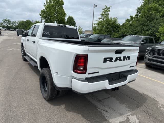 2026 RAM 3500 RAM 3500 BIG HORN CREW CAB 4X4 8' BOX