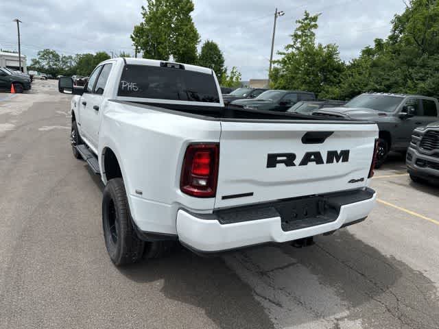 2026 RAM 3500 RAM 3500 BIG HORN CREW CAB 4X4 8' BOX