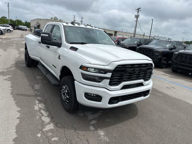 2026 RAM 3500 RAM 3500 BIG HORN CREW CAB 4X4 8' BOX