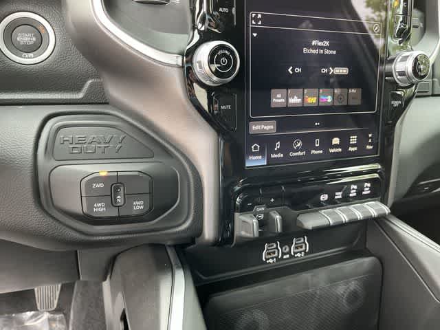 2026 RAM 3500 RAM 3500 BIG HORN CREW CAB 4X4 8' BOX