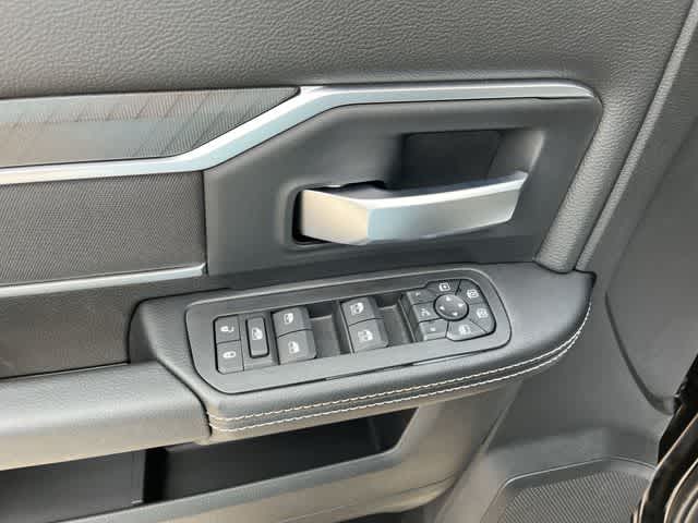 2026 RAM 3500 RAM 3500 BIG HORN CREW CAB 4X4 8' BOX
