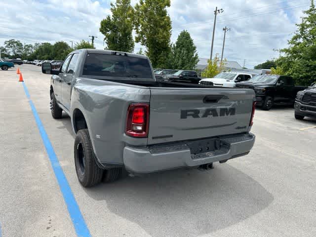 2026 RAM 3500 RAM 3500 BIG HORN CREW CAB 4X4 8' BOX