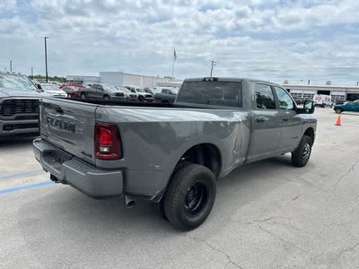 2026 RAM 3500 RAM 3500 BIG HORN CREW CAB 4X4 8' BOX