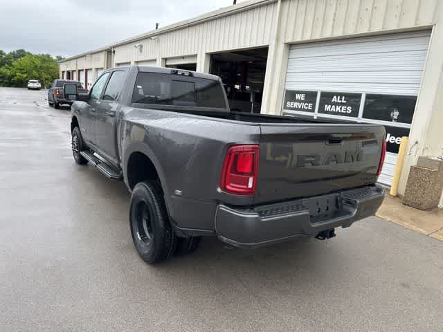 2026 RAM 3500 RAM 3500 LARAMIE CREW CAB 4X4 8' BOX