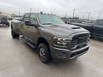 2026 RAM 3500 RAM 3500 LARAMIE CREW CAB 4X4 8' BOX