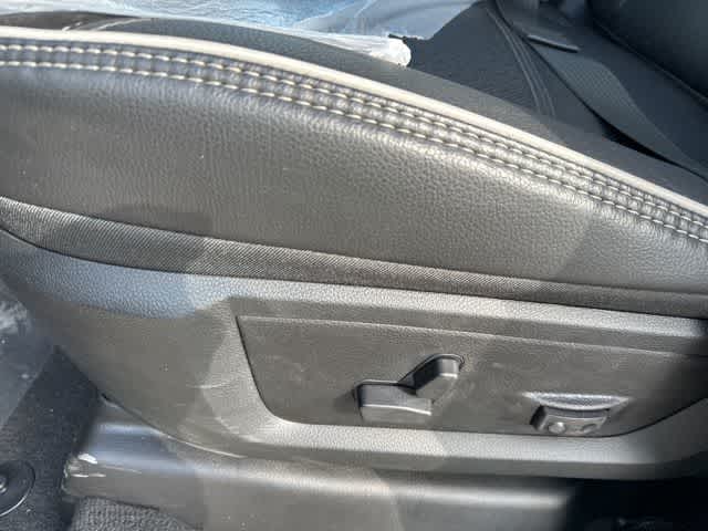 2026 RAM 3500 RAM 3500 LARAMIE CREW CAB 4X4 8' BOX