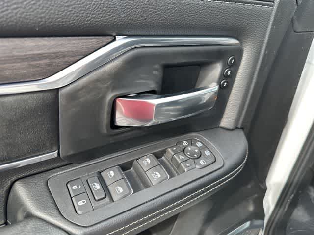 2026 RAM 3500 RAM 3500 LARAMIE CREW CAB 4X4 8' BOX