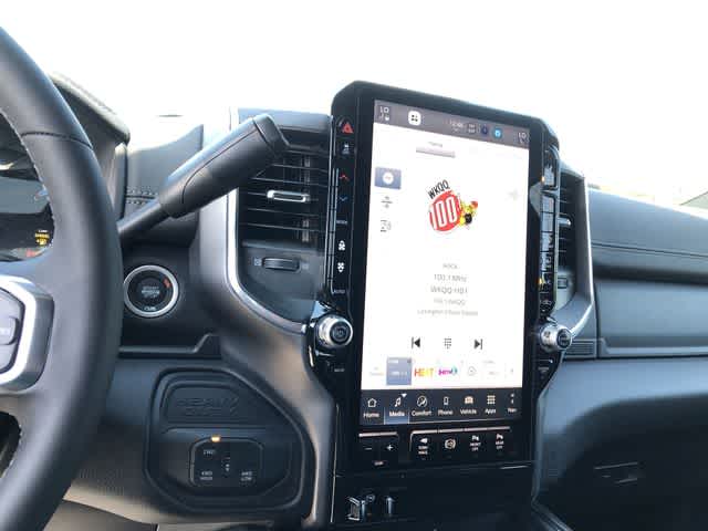 2026 RAM 3500 RAM 3500 LARAMIE CREW CAB 4X4 8' BOX