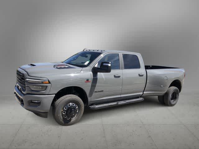 2026 RAM 3500 RAM 3500 LARAMIE CREW CAB 4X4 8' BOX