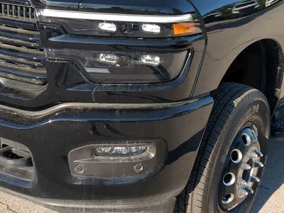 2026 RAM 3500 RAM 3500 LARAMIE CREW CAB 4X4 8' BOX