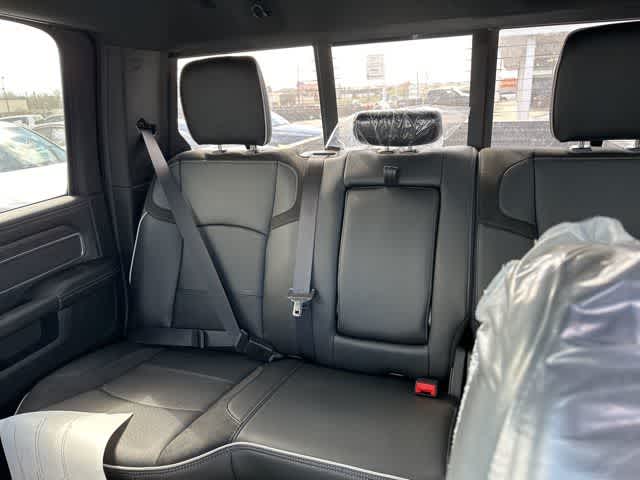 2026 RAM 3500 RAM 3500 LARAMIE CREW CAB 4X4 8' BOX