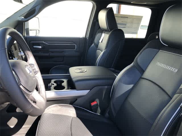 2026 RAM 3500 RAM 3500 LARAMIE CREW CAB 4X4 8' BOX