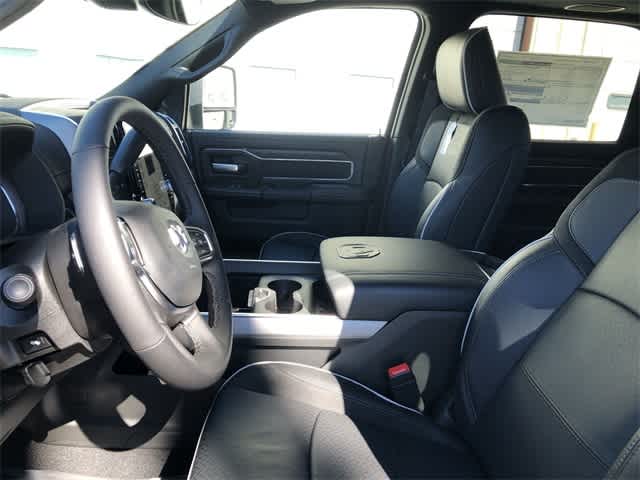 2026 RAM 3500 RAM 3500 LARAMIE CREW CAB 4X4 8' BOX