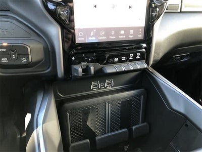 2026 RAM 3500 RAM 3500 LARAMIE CREW CAB 4X4 8' BOX