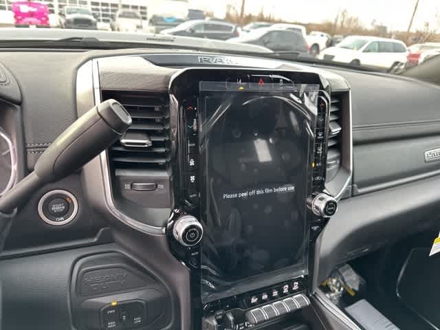 2026 RAM 3500 RAM 3500 LARAMIE CREW CAB 4X4 8' BOX