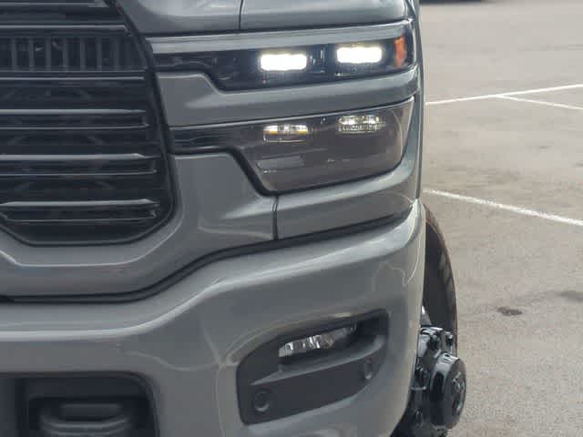 2026 RAM 3500 RAM 3500 LARAMIE CREW CAB 4X4 8' BOX